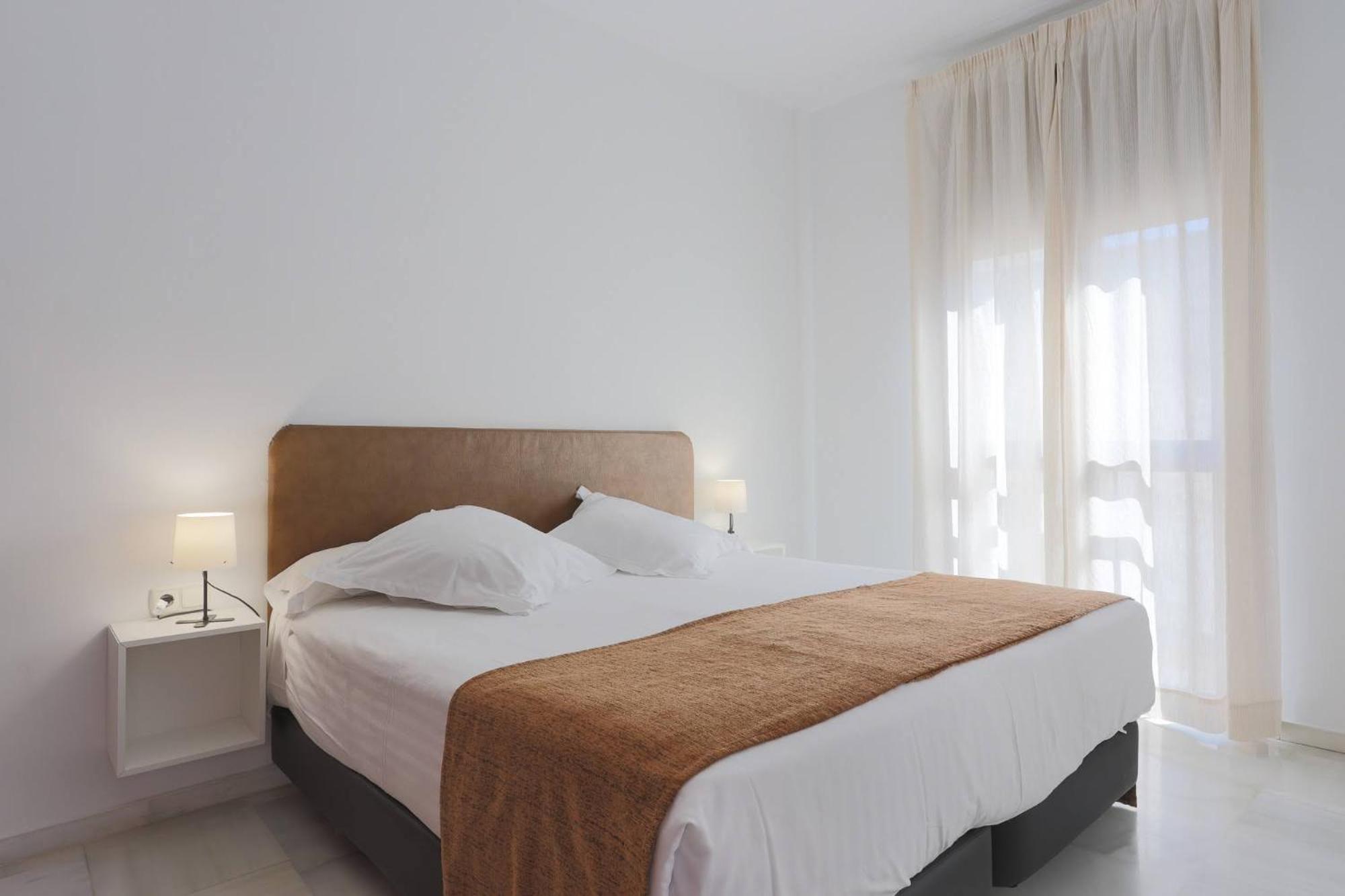 Apartamentos Los Cantaros El Puerto de Santa María Esterno foto