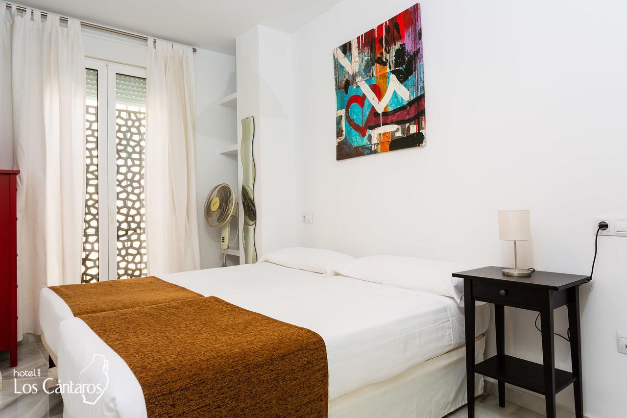 Apartamentos Los Cantaros El Puerto de Santa María Esterno foto
