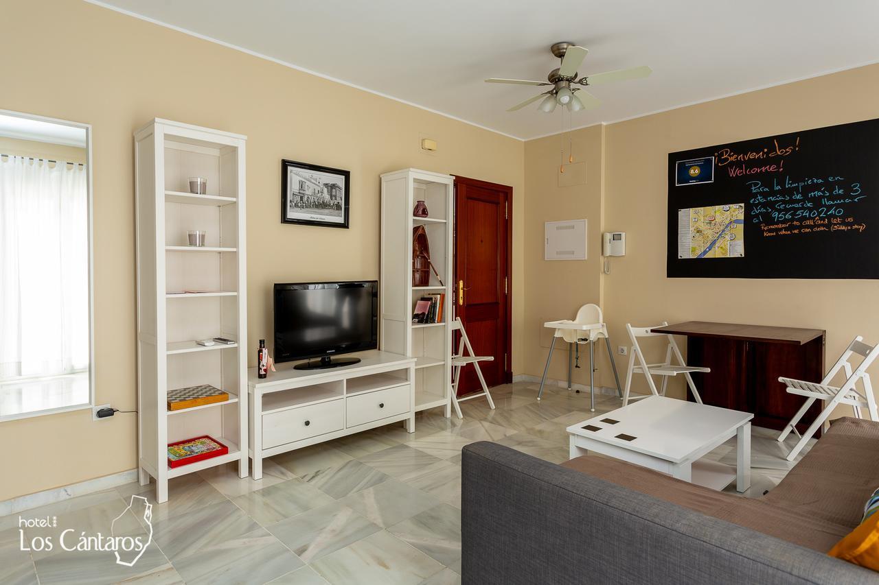 Apartamentos Los Cantaros El Puerto de Santa María Esterno foto
