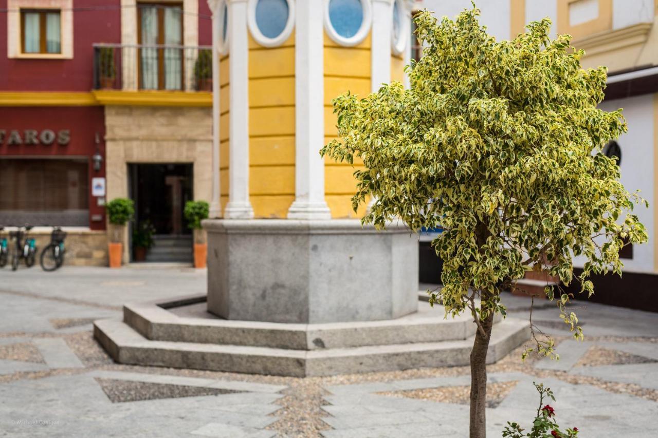 Apartamentos Los Cantaros El Puerto de Santa María Esterno foto