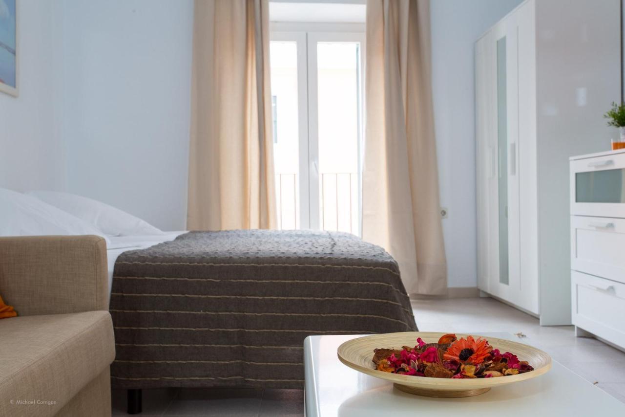 Apartamentos Los Cantaros El Puerto de Santa María Esterno foto