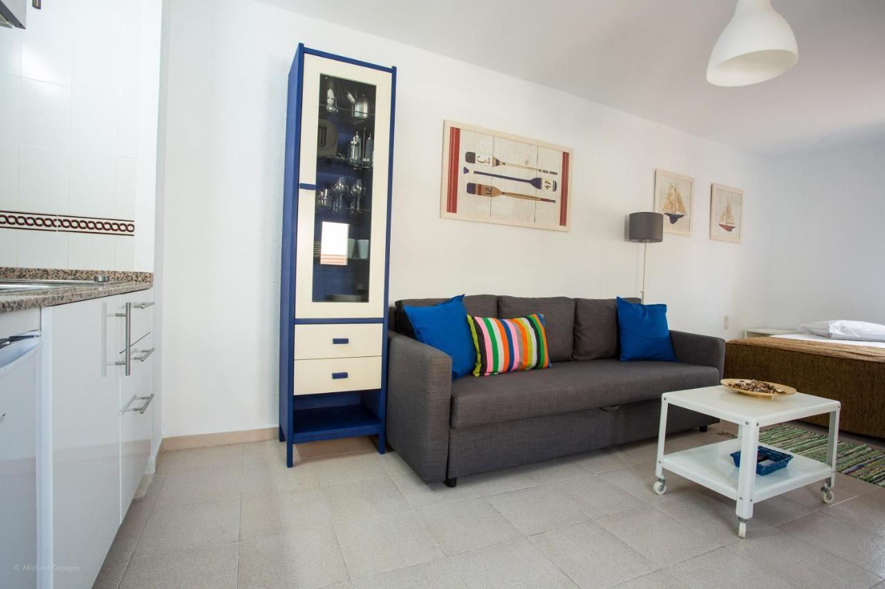 Apartamentos Los Cantaros El Puerto de Santa María Esterno foto