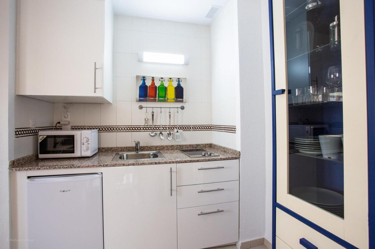 Apartamentos Los Cantaros El Puerto de Santa María Esterno foto